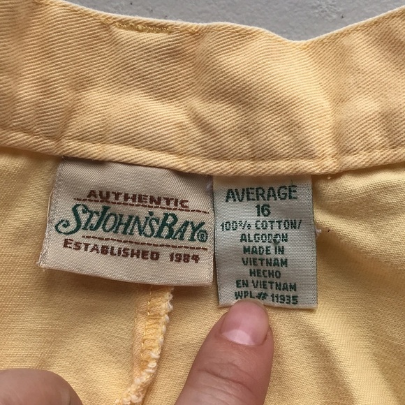 VINTAGE St Johns Bay yellow ultra high waist shorts 16 - Picture 7 of 7